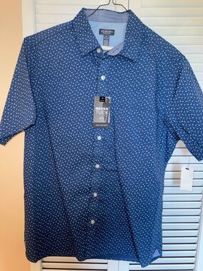 Van Heusen Men’s floral Blue Short-Sleeve Printed Button-Down Shirt